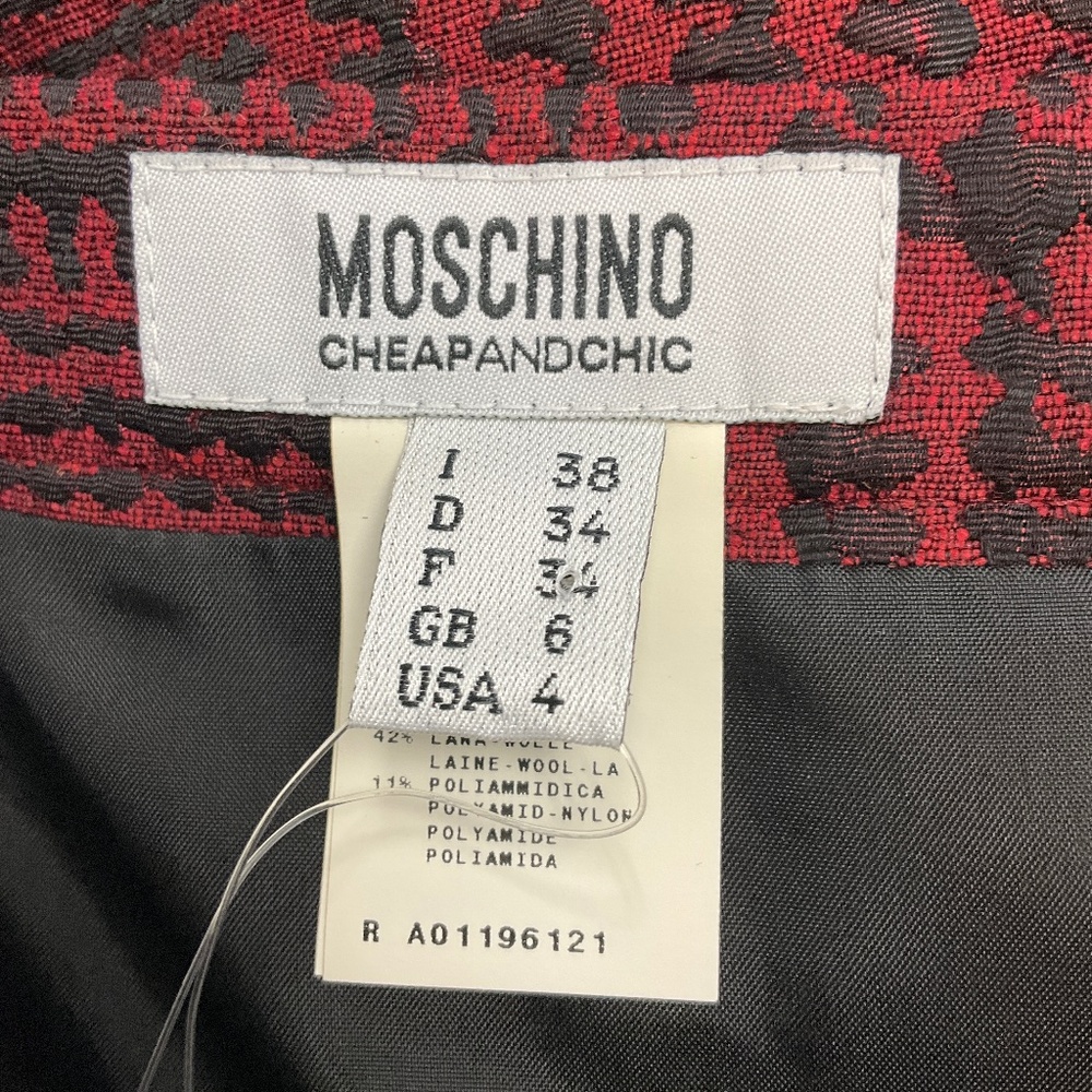 MOSCHINO CHEAP AND CHIC RED / BURGUNDY FLARED HOUNDSTOOTH PLAID JACQUARD SKIRT - Picture 4 of 5